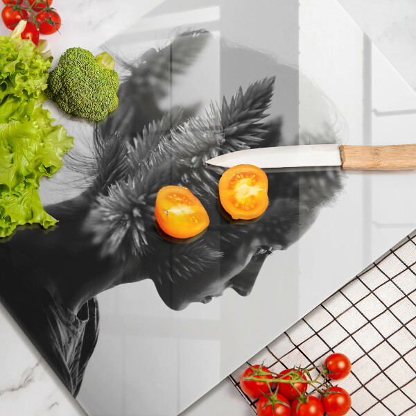 Skärbräda i glas Kvinnan och skogen