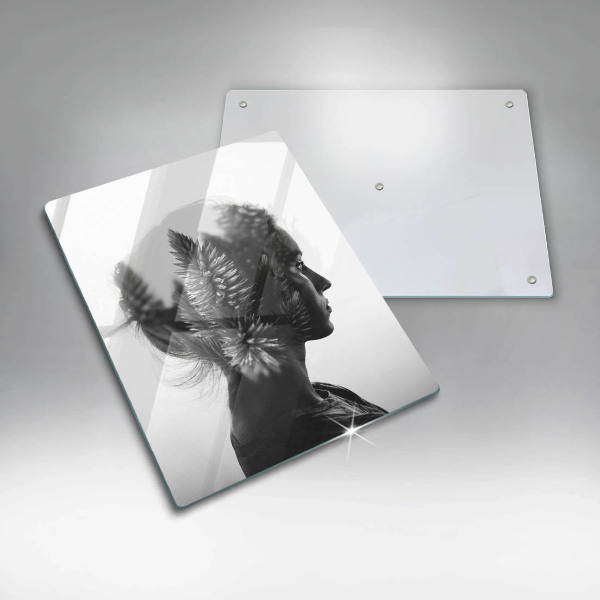 Skärbräda i glas Kvinnan och skogen