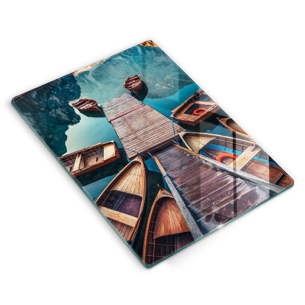 Skärbräda i glas Båtar på sjön