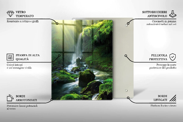 Skärbräda i glas Vattenfall i djungeln