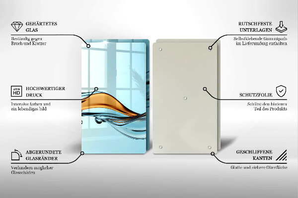 Skärbräda glas Vatten på en blå bakgrund