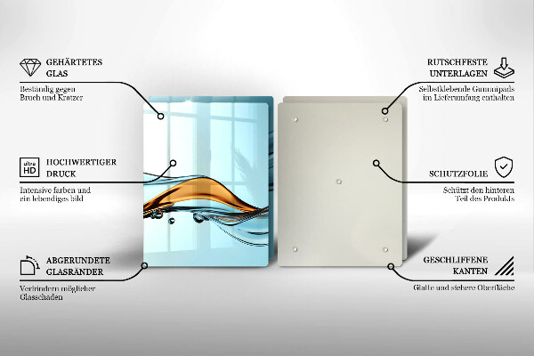 Skärbräda glas Vatten på en blå bakgrund