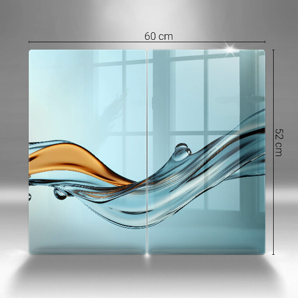 Skärbräda glas Vatten på en blå bakgrund