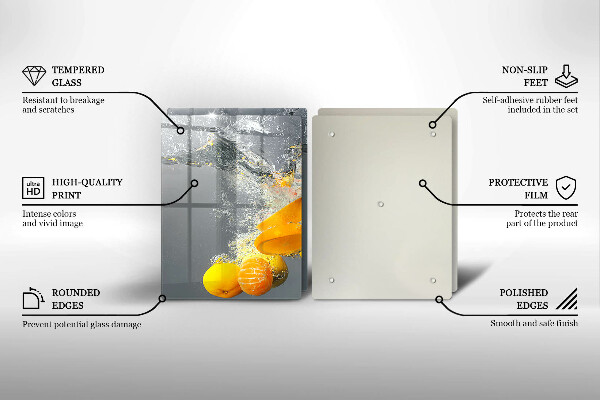 Skärbräda glas Citroner i vatten