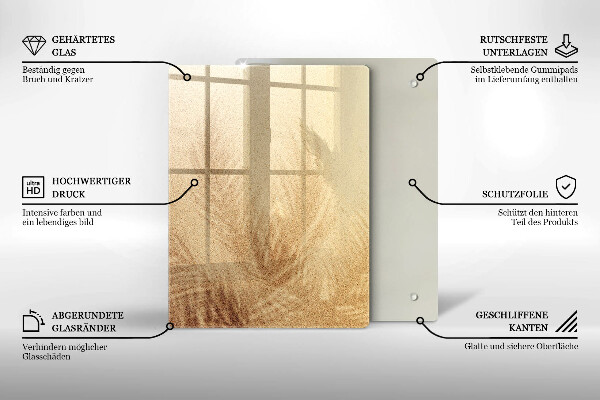 Glasskärbräda Nötter på en vit bakgrund