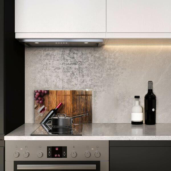 Skärbräda i härdat glas En flaska rött vin