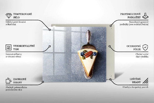 Skärbräda av glas En bit tårta