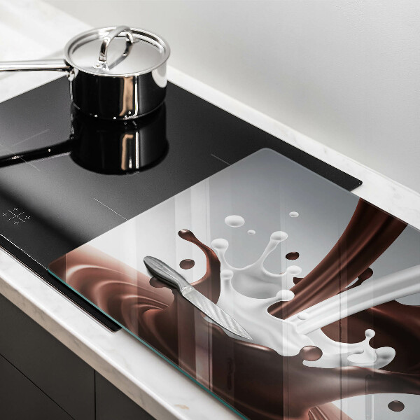 Skärbräda glas modern Mjölk och choklad