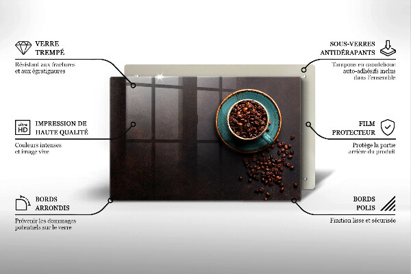 Skärbräda glas modern En kopp kaffebönor