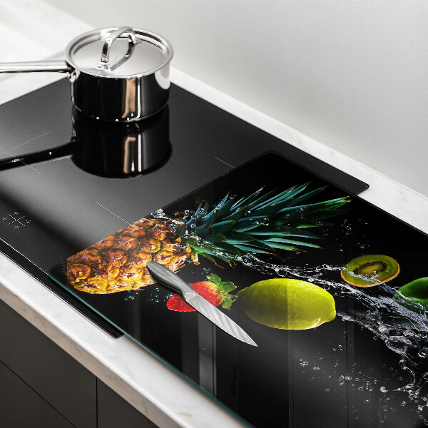 Skärbräda glas modern Frukt i vatten