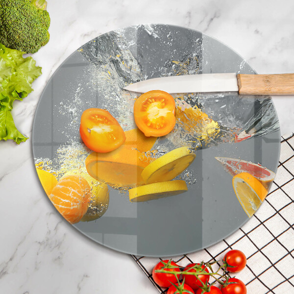 Skärbräda glas unik Citroner i vatten