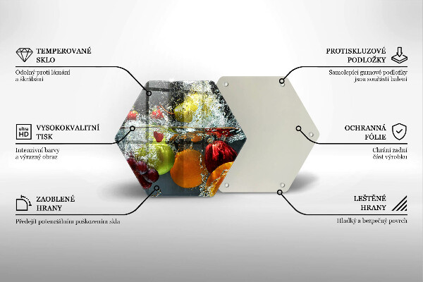 Skärbräda glas sexhörning Saftig frukt i vatten