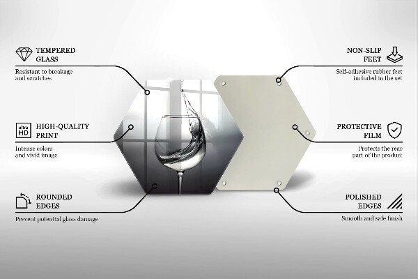 Skärbräda glas sexhörning Ett glas vatten