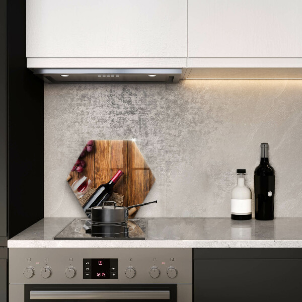 Skärbräda glas sexhörning En flaska rött vin