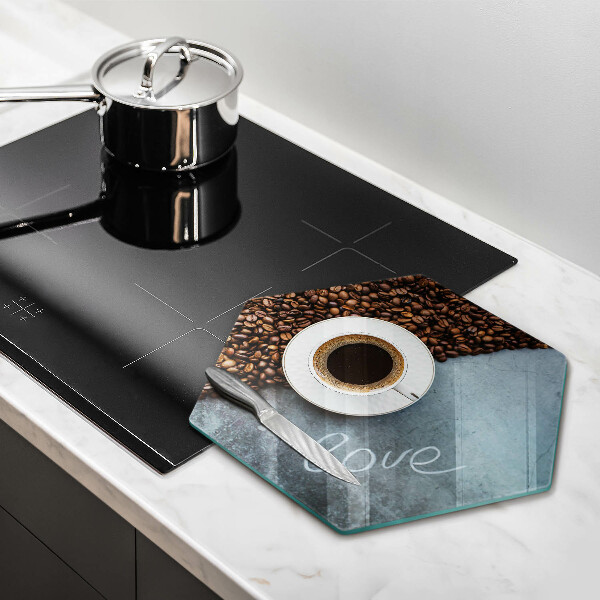 Skärbräda glas sexhörning Kaffebönor och kopp