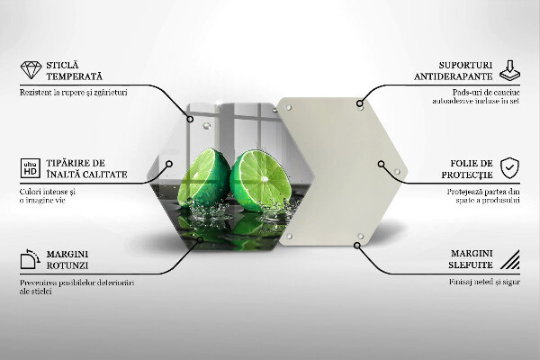 Skärbräda glas sexhörning Saftiga lime och vatten