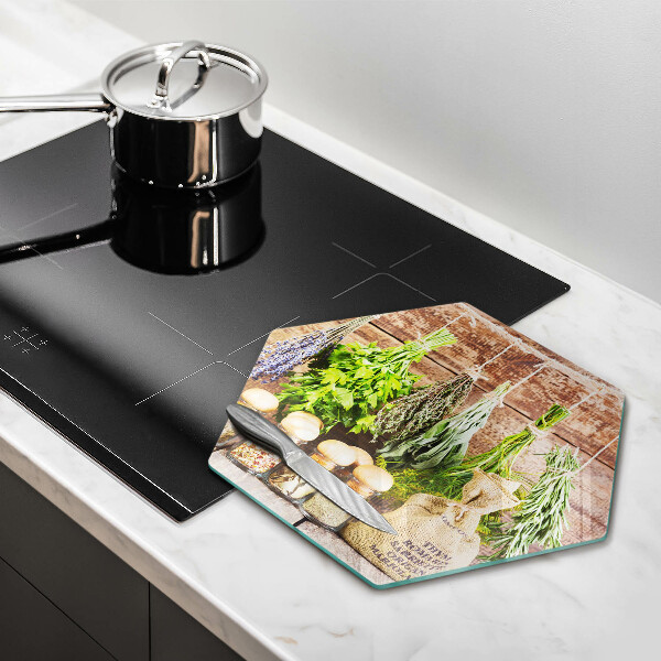 Skärbräda glas sexhörning Örter kryddor och trä