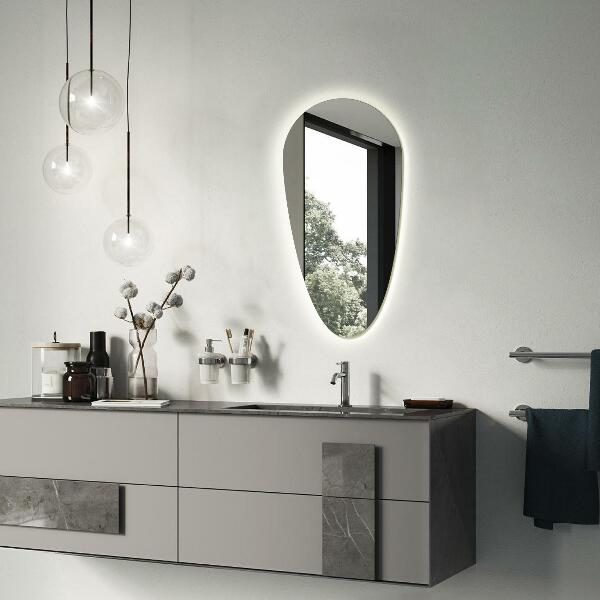 Droppformad spegel med led 45x90 cm