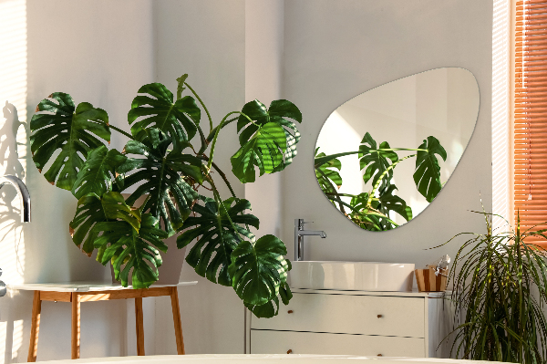 Spegel organisk form unik 77x77 cm