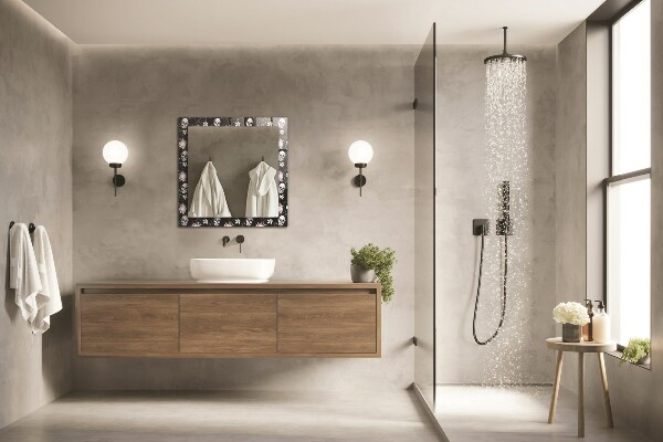 Rektangulär spegel med tryckt ram Döskallar och blommor