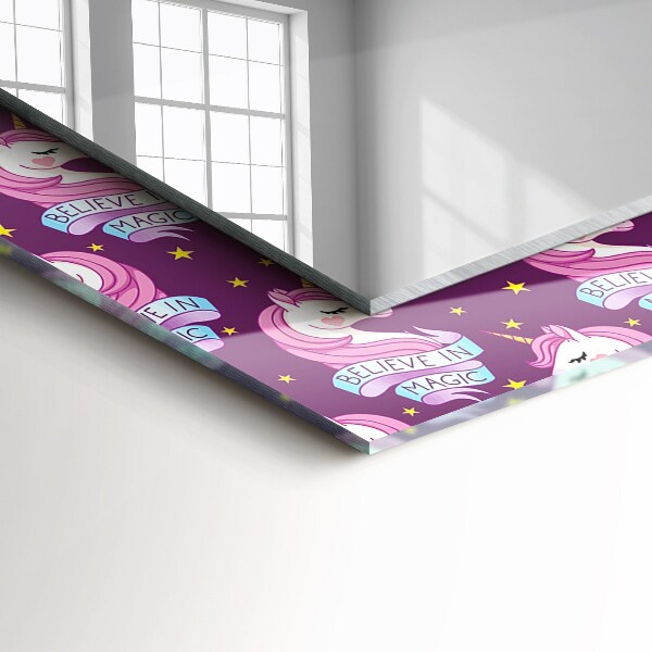 Spegel med tryck Enhörningsformade bokstäver med stjärnor