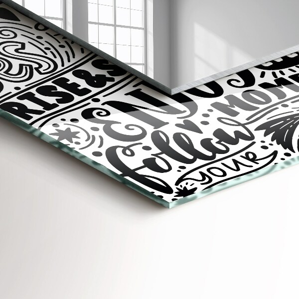 Spegel med tryckt ram Diagonala linjer på trä