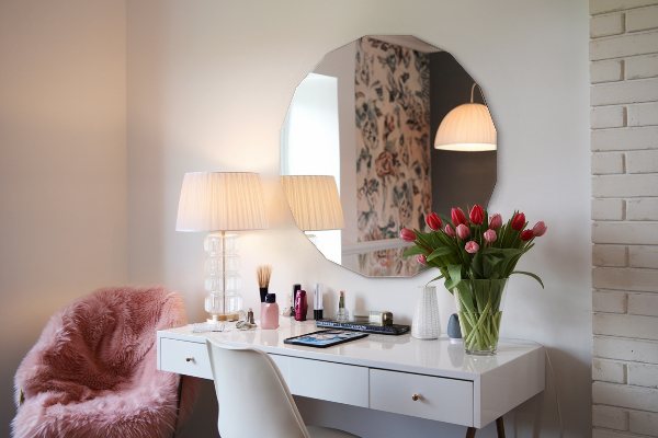 Geometrisk spegel modern 60x60 cm