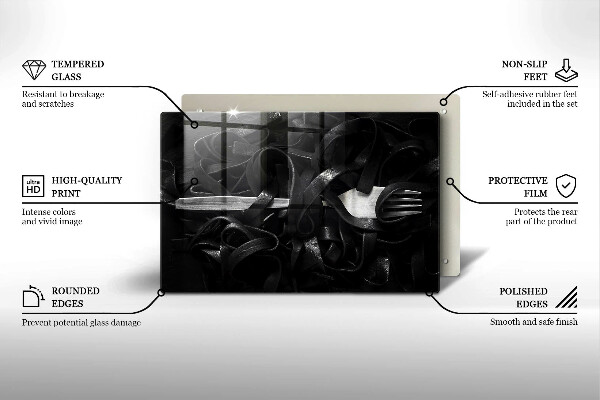 Spisskyddsplatta elegant Svart tagliatelle pasta