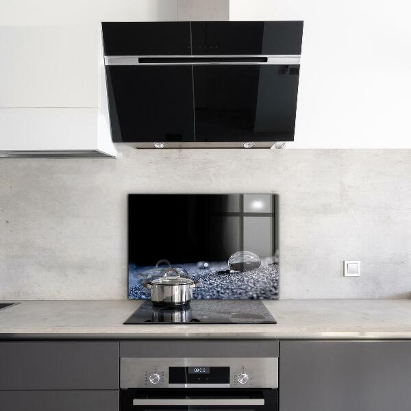 Stänkskydd kök En droppe dagg på morgonen