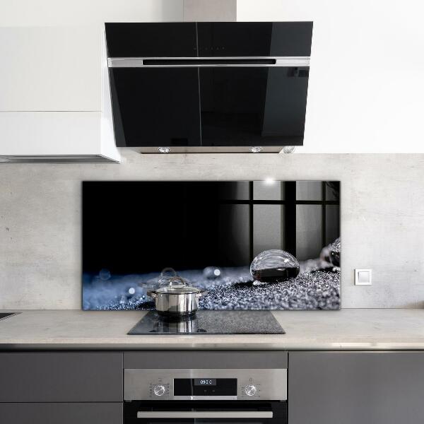 Stänkskydd kök En droppe dagg på morgonen